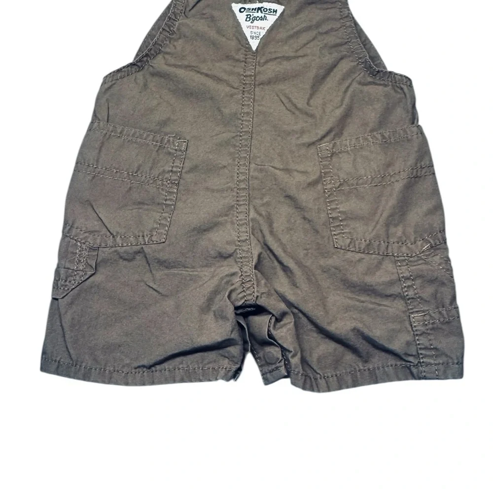 🦀 OshKosh B’gosh Baby Overalls – Size 6 Months 🧡